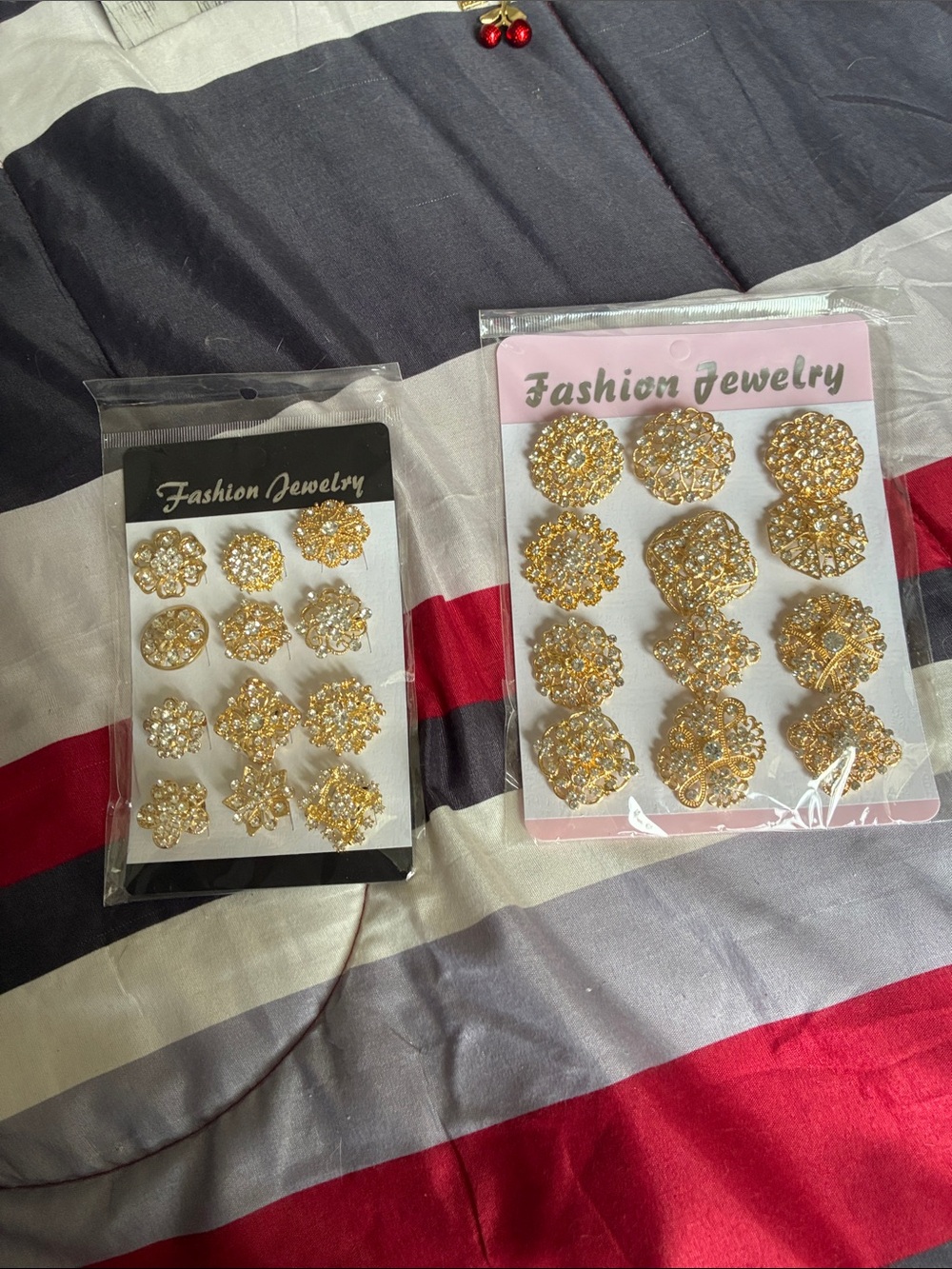 Fashion Jewelry Gold Rhinestone Floral Stud Earrings Set